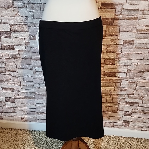 Express Black & White Pancil Cotton Skirt - Picture 2 of 6